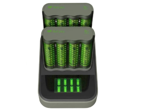 Battery charger GP 2x M451 + 8xAA ReCyko 2700 Series + D851